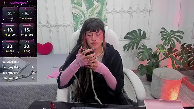 _sharlotte777 webcam