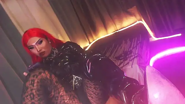 Hail_ur_Dominant webcam