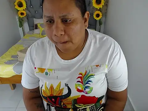 hotlesby_valery webcam