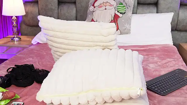 more_hott (F young) - Giving me pleasure #FINGERS👌