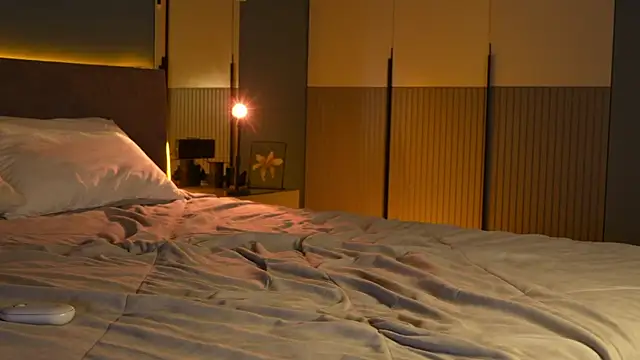 poisonn_girlll (F teen) - dildo in pussy