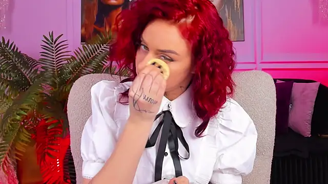 amyrider (F young) - Naked