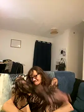 chris06d22@xh (Ask my age) - Danse sexy,tenue hot et talons 👠