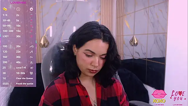 kat_96_ (F young) - show naked + dildo pussy