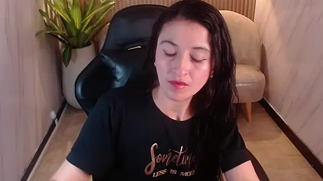 tatiscelis_tf (F young) - TAKE PANTIES OFF 🫠🥵