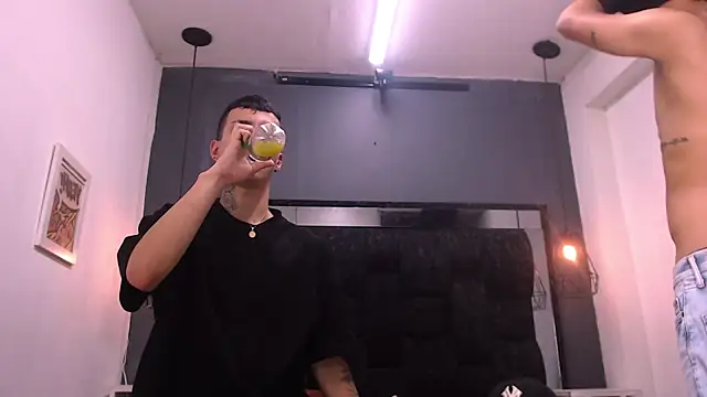 DamianAndMAximoo webcam