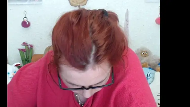 PlayfullMature webcam