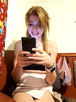 Privet-Introvert515 webcam