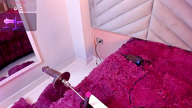 Mia_Valentine_ webcam