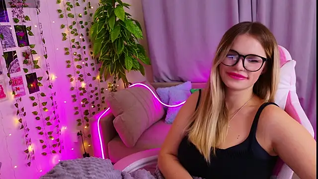 kellyhayden (F young) - doggy style