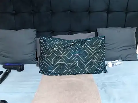 CaramelBootty webcam