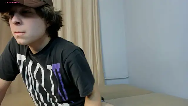 doubletide (G teen) - lick fingers and contact eyes