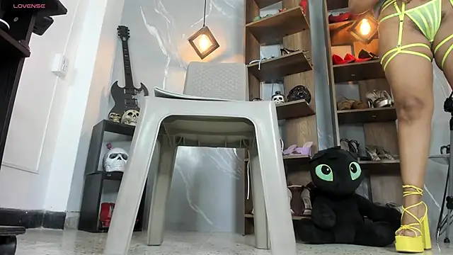 MirandaHaguen webcam