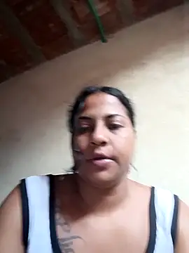 Giselabrunette25 webcam