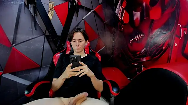 Aaron_LatinMen2 webcam