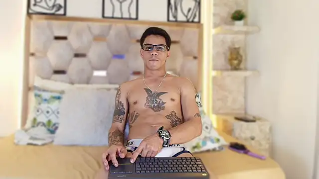 Andrew_Haalls webcam