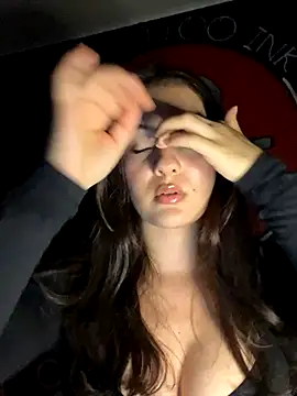 Sarah_millerr_ webcam