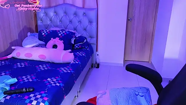 _anastasia (F young) - 2 min of control domi