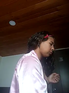 IVONNE_COLLINS33 webcam