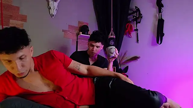 angeloandedward (G young) - naked spanks x 20