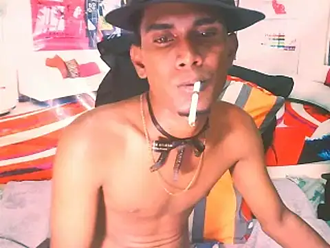 IndianThuggin webcam