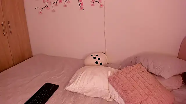 alexa_6908 - Alexa_6908's free webcam