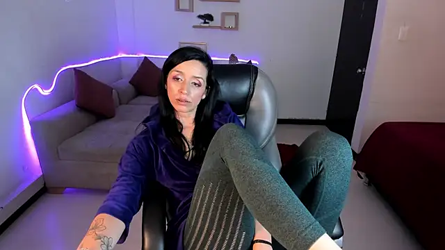 Kristen_Garner webcam