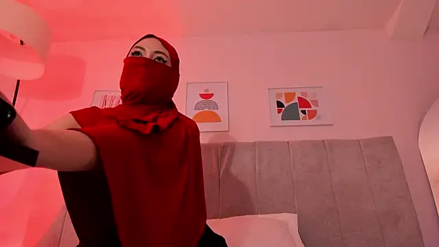 fatiima_ (F young) - Top off + slap tits x3🔥🍒