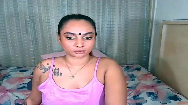 sexyindianchic webcam