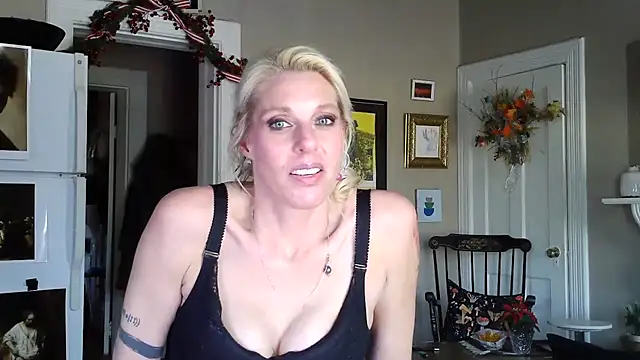 glamazing - Glamazing's free webcam - UK Sex Cams