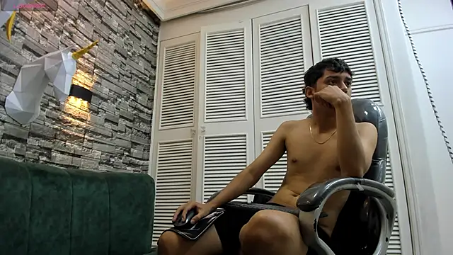 damibright (M twink) - public cum