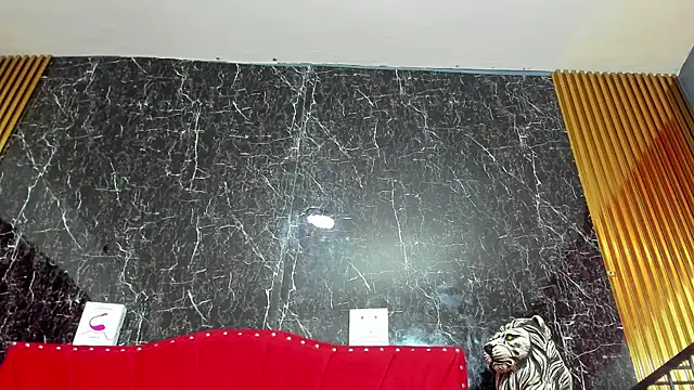 _nicolesweet (F young) - plug anal