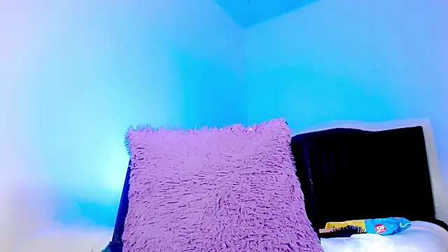 emelly_horny_ webcam