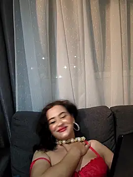 QueensInspireKings webcam