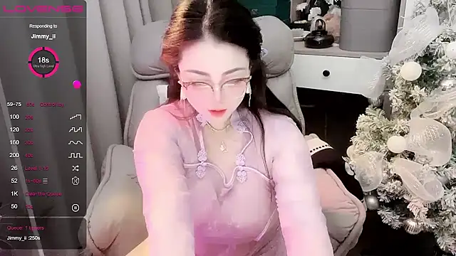 Monica-666888- webcam