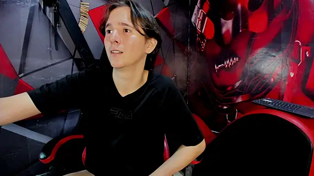 Aaron_LatinMen2 webcam