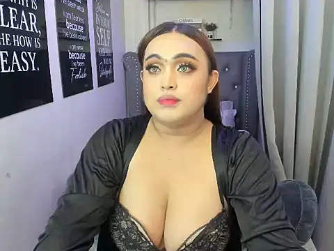 HotGoddessMegan webcam