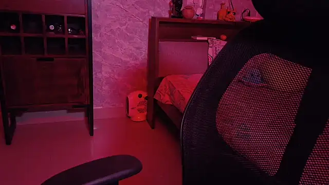 MidnightFlame webcam