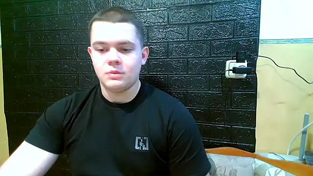 cutebutnaughty_ (M twink) - For a hot start