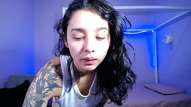 Cielo__777 webcam