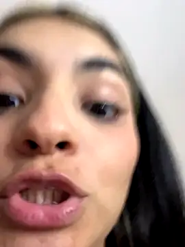 cat2525 (F young) - Full naked + fingers (pussy)🙈🙈