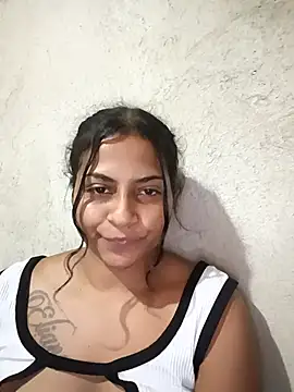 giselabrunette25 (F young) - GROWL AT ME! RAWWW🦁