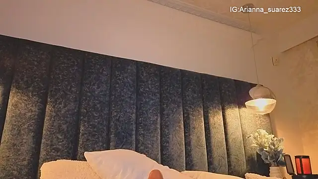 ariannaa_suarez1 (F young) - Oiled booty