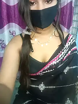 cute_mahi07 webcam