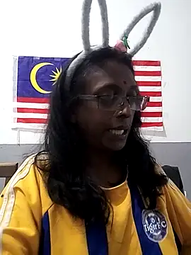 mamakarma1403 webcam