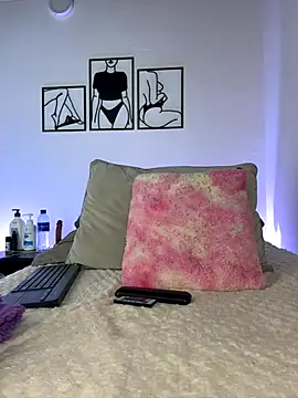 ellie_mcdonald webcam