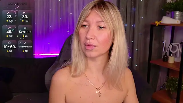 milabott (F young) - tits massage close to camera