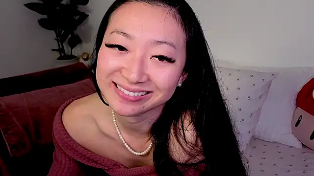 mysweetsofie (F young) - 🍭Panty off & play with my clit🍭