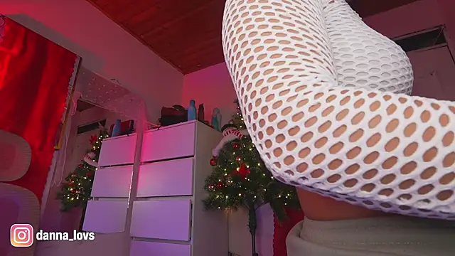 dannaa_lovs (F young) - 💞 Striptease + Oil In Boobs