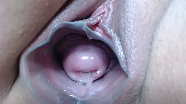 princess_pussy01 (F young) - dildo cervix